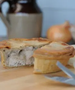 Chicken and mushroom pie