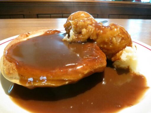 4 pies 4 mash 4 gravy